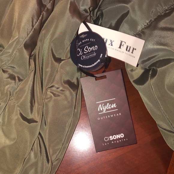 Forever21+Ci sono NWT  faux utility trim shearling parka puffer jacket size XL. - Picture 10 of 17